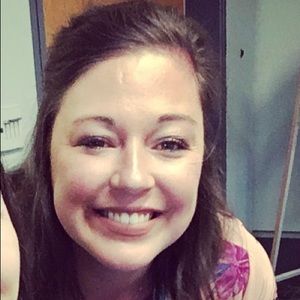 Meet your Posher, Rebekah